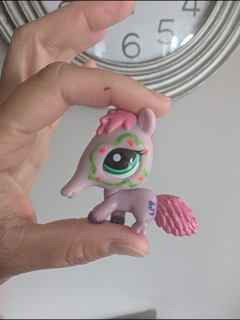 Pink Littlest Pet Shop Seahorse Figure with Green Eye Detail